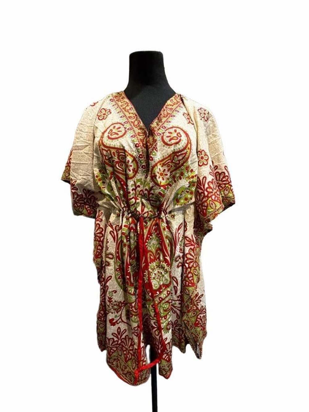 819 Laddi Kaftan One Size Fit For All Beige Red Paisley